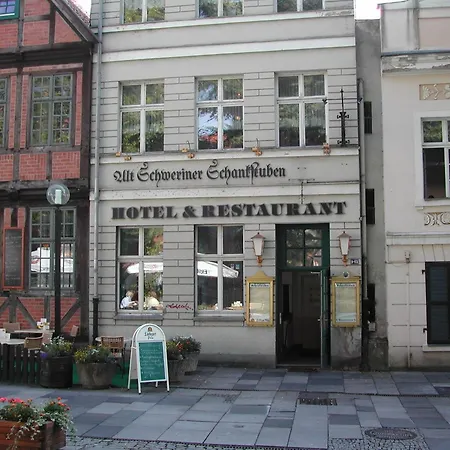 Papagei In Der Schweriner Altstadt - Abc569 Schwerin (Mecklenburg-Vorpommern)